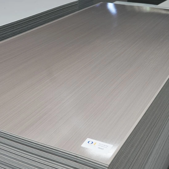 Panel ścienny z kryształu węglowego